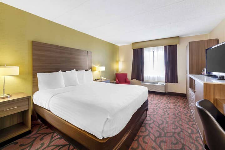 Room 14 of 25